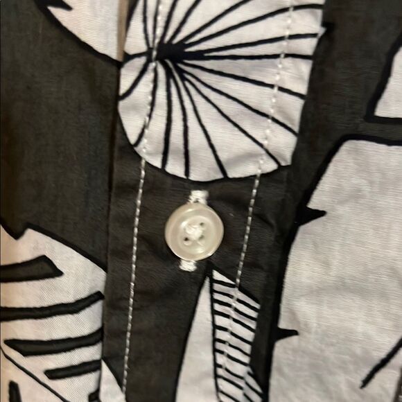 GAP Hawaiian Shirt Men’s Large Black White Casual Button Down Tropical Cotton - Picture 8 of 10